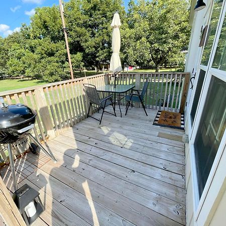 Pet Friendly Tiny House Rental With New Access To Guadalupe River Nbtx นิวบราวน์เฟลส์ ภายนอก รูปภาพ