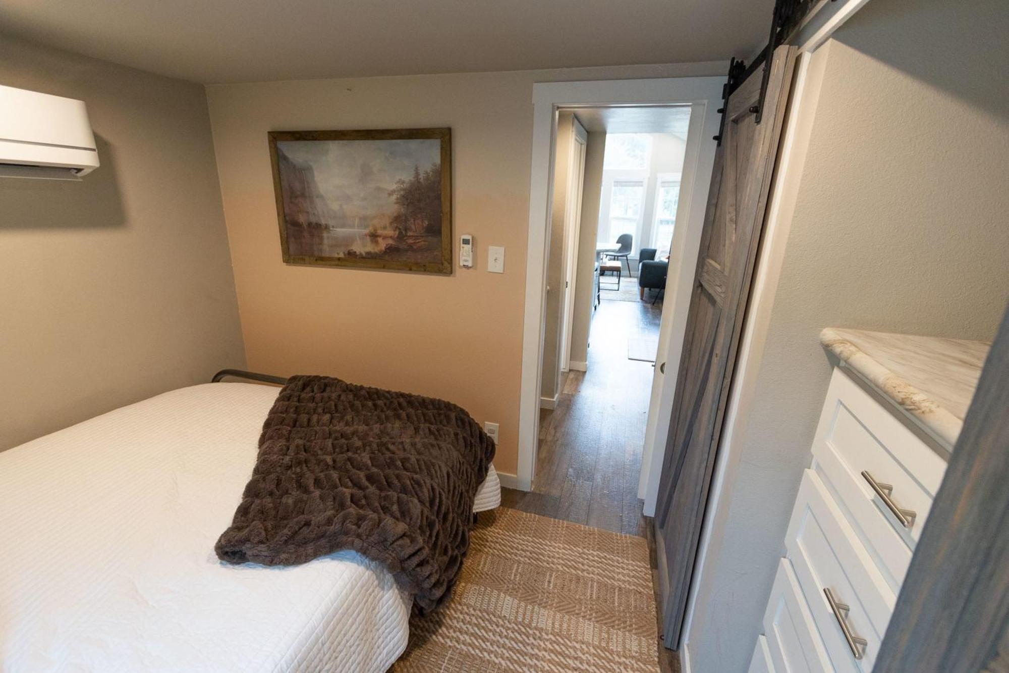 Pet Friendly Tiny House Rental With New Access To Guadalupe River Nbtx นิวบราวน์เฟลส์ ภายนอก รูปภาพ
